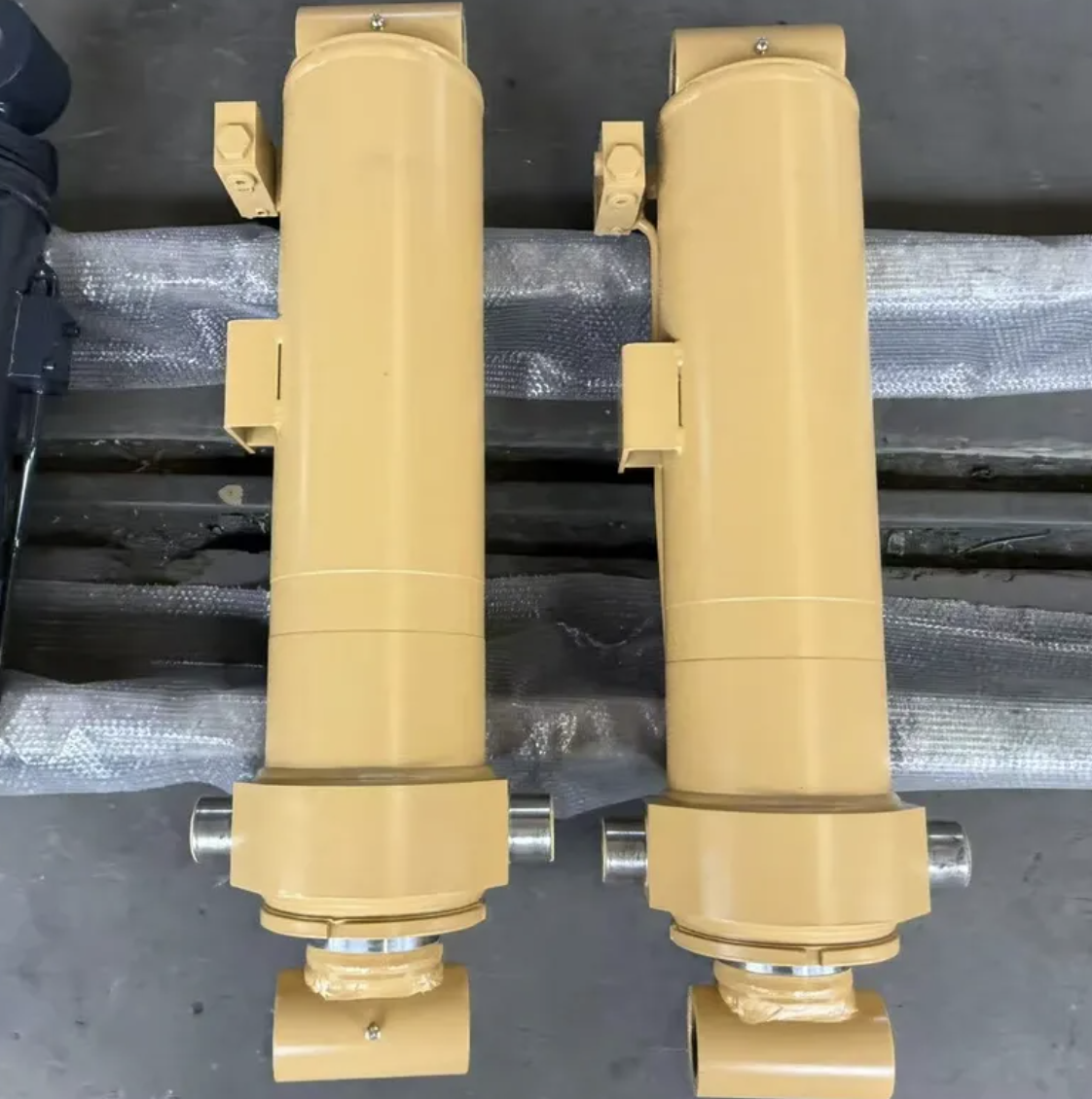 Latest company case about Russia Mining Equipment Manufacturer Chooses Jiangsu Zhengfeng Hydraulic Technology Co., Ltd. for Custom Heavy-Duty Luff
